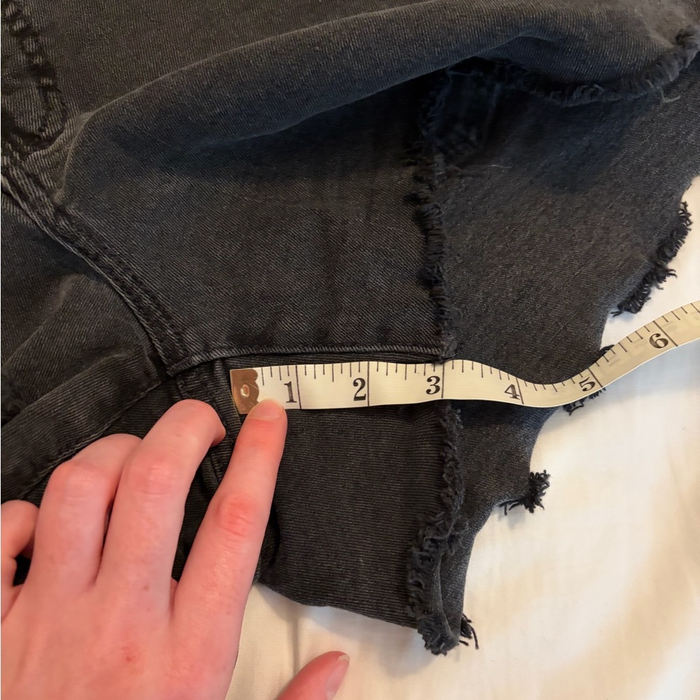 Madewell Charcoal Denim shorts - Picture 7 of 9